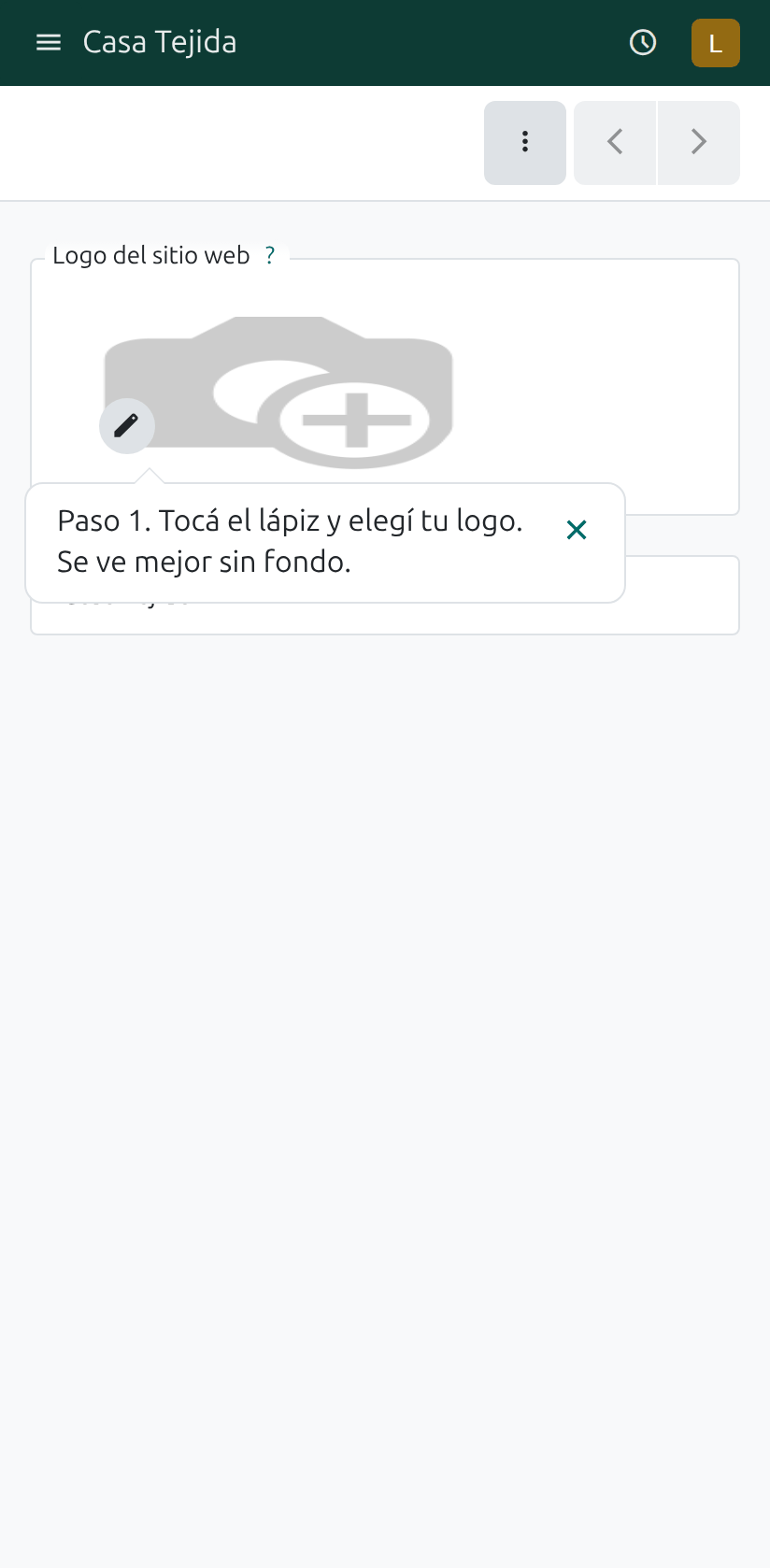 El recuadro del logo con su lápiz